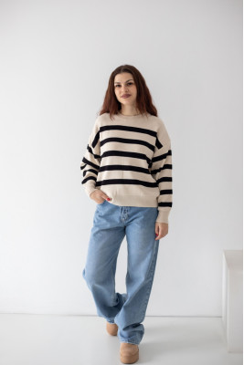 Светр жіночий